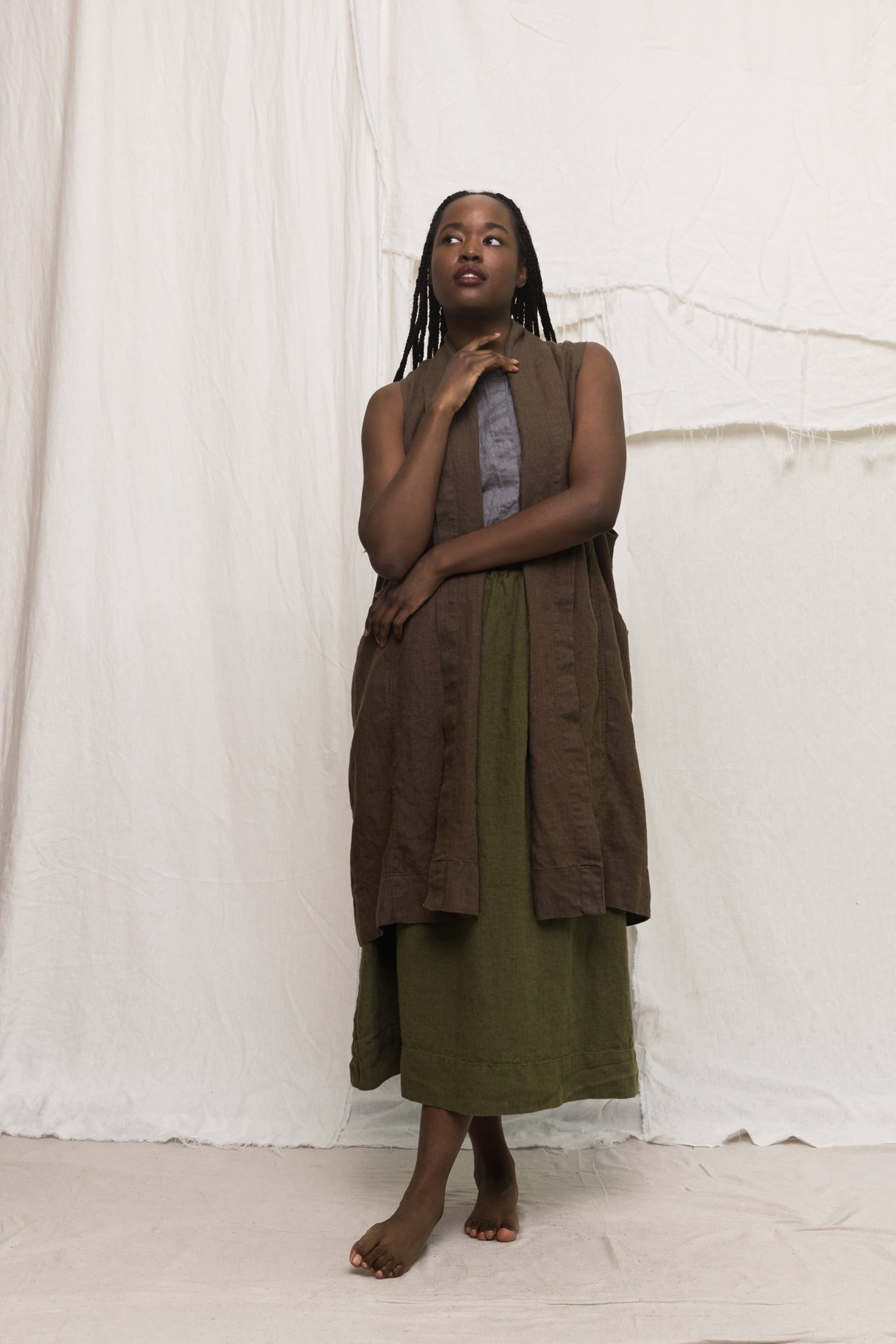 Clyde Vest in Midweight Linen