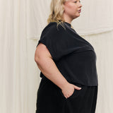 Georgia Tee in Washable Silk Graphite#color_graphite